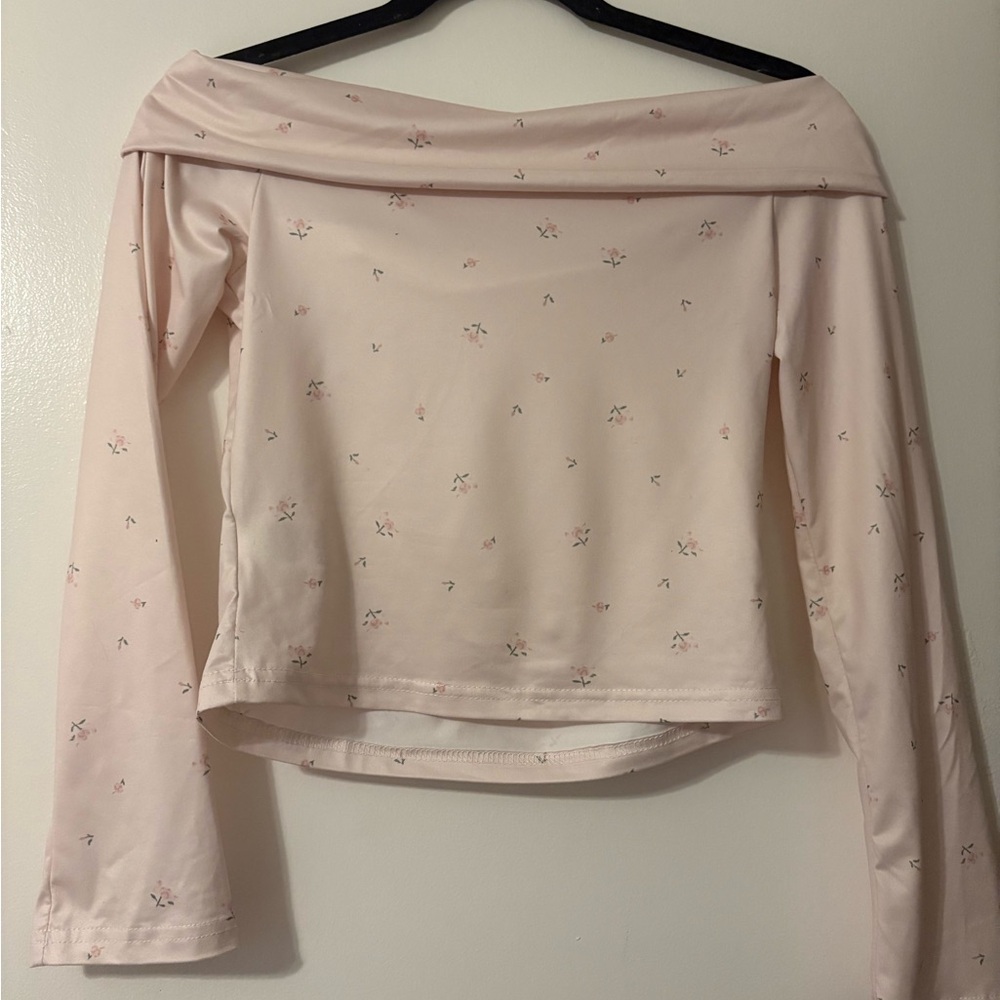 SHEIN Blush Pink Off-Shoulder Long Sleeve Top with Tiny Floral Print
